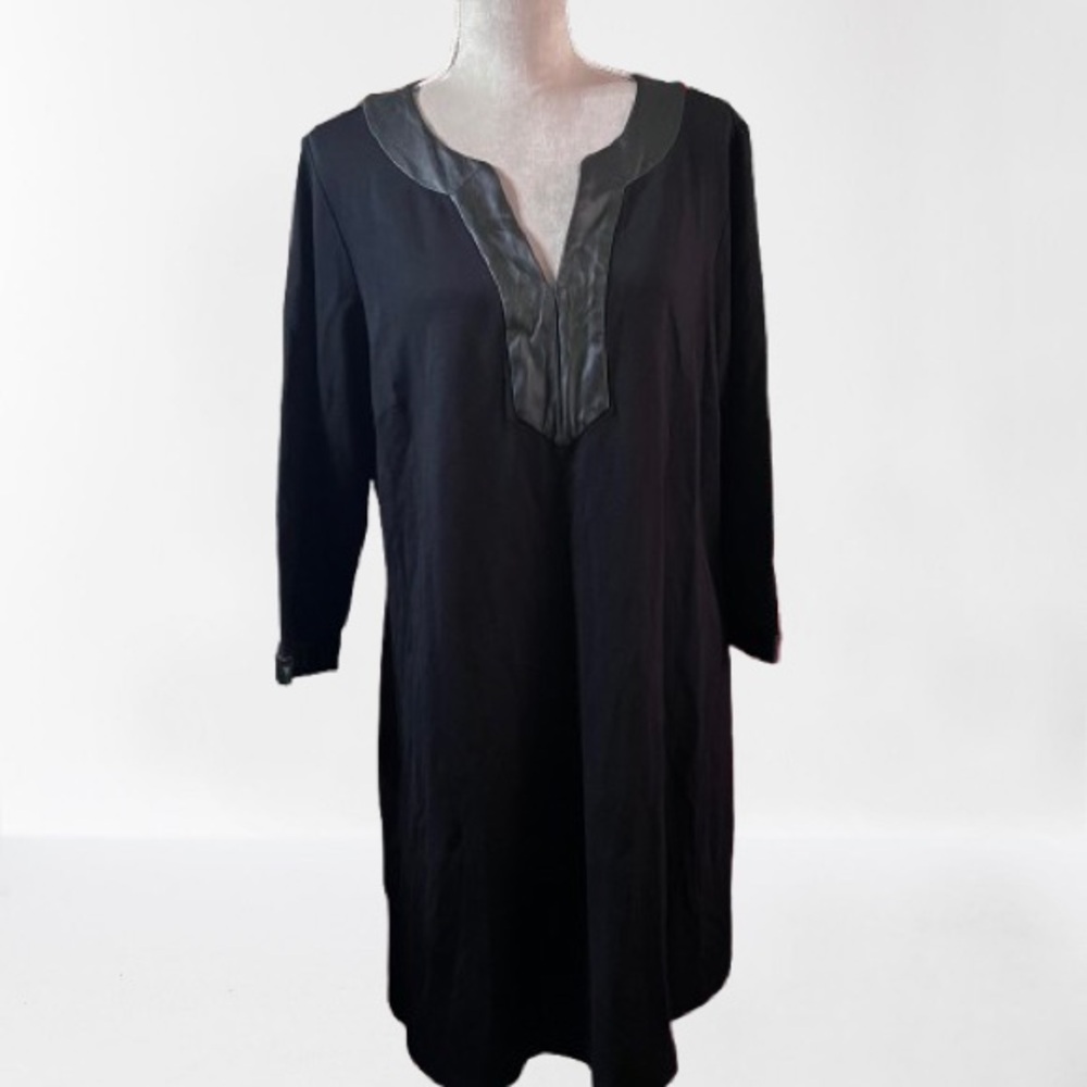 Elegant Black Floral Scroll Dress